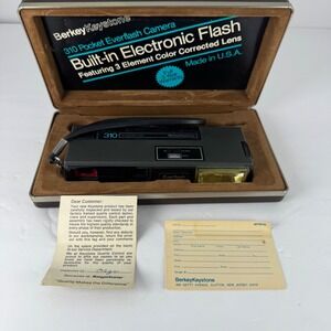 Berkey Keystone 310 Pocket Everflash Camera Black Vintage 110 Film Untested